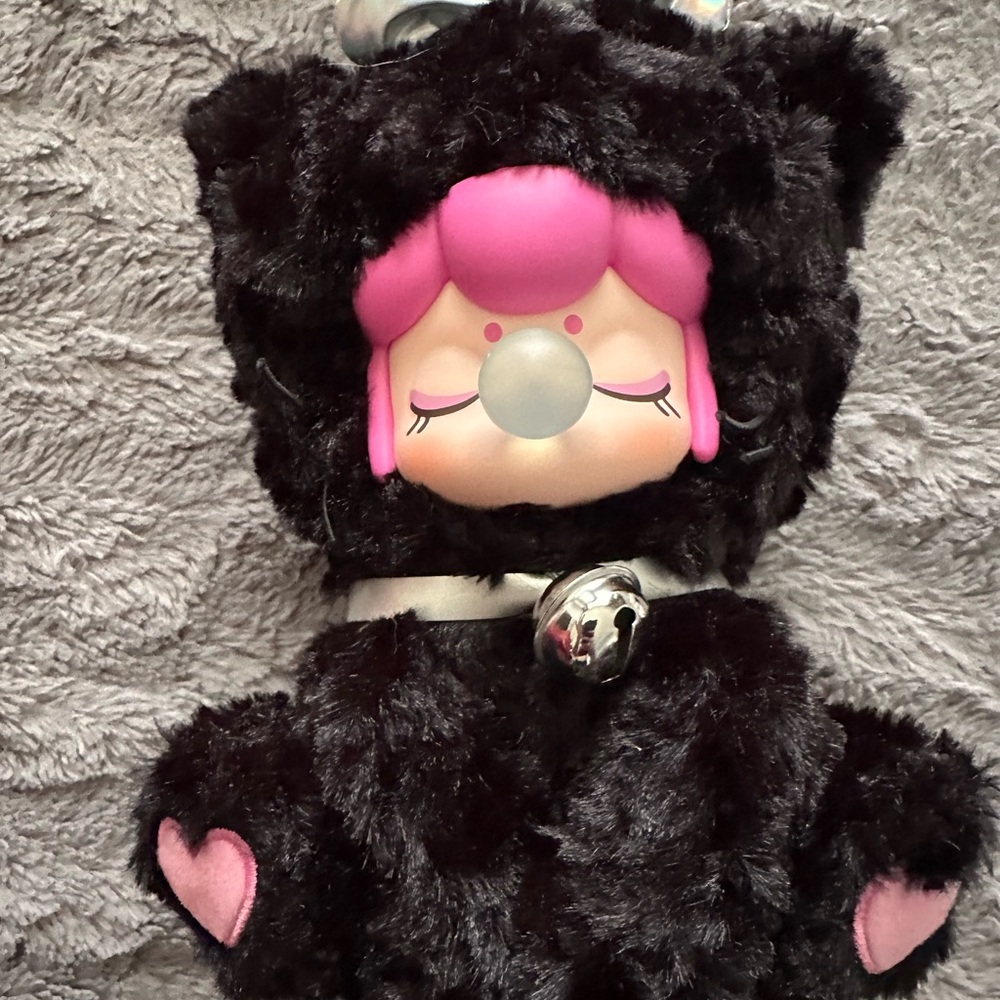 2 brand new sitting Nanci Kitty Doll